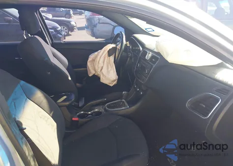 2012 Chrysler 200 Touring из США, поврежденный, VIN 1C3CCBBG6CN304682